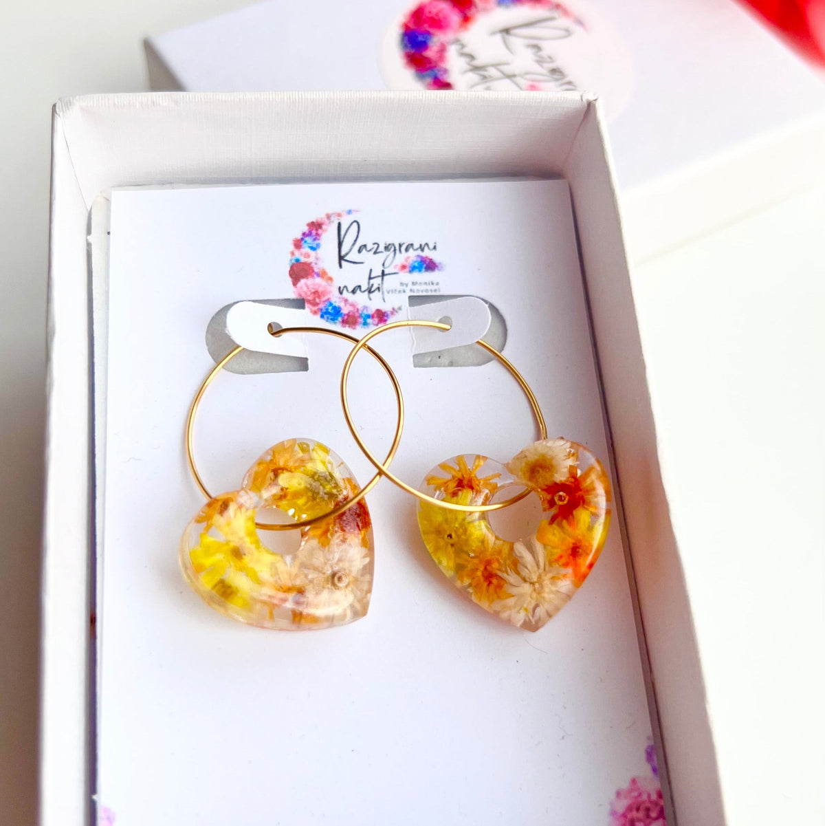 Bloom hoop 01