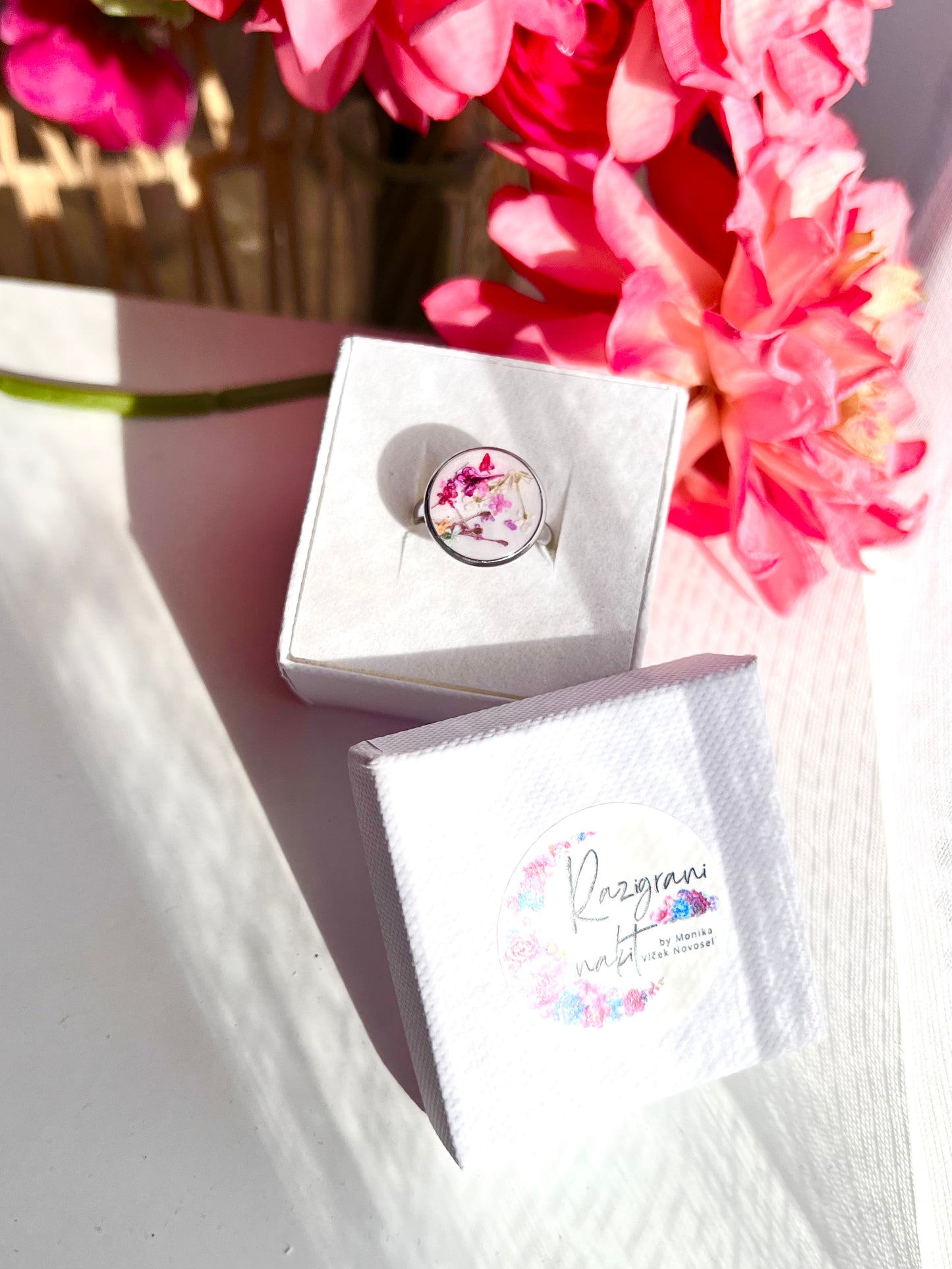 Ring 03