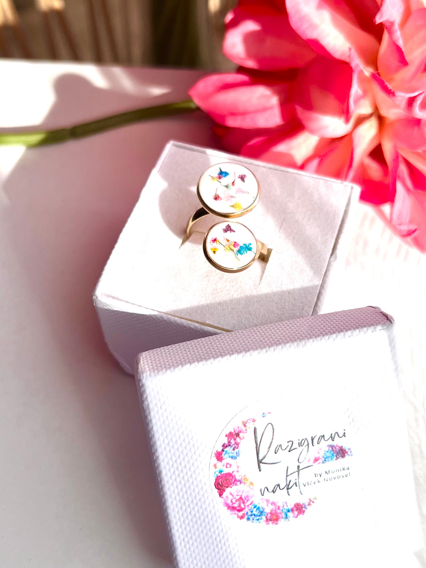 Ring 03